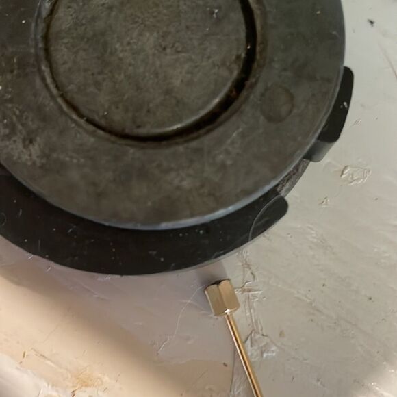 Vintage-1960s-gold tone hexagonal shaped tie tack/lapel pin - Picture 10 of 12